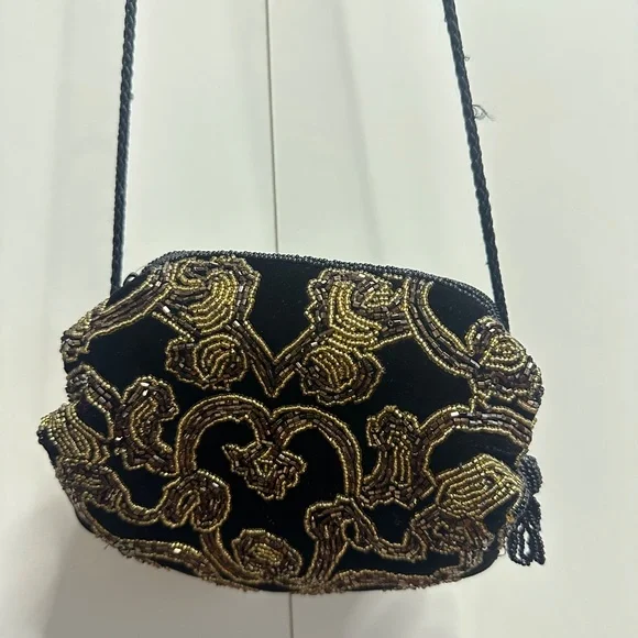 Magid Vintage Hand-Beaded Velvet Evening Bag – Black & Gold ✨ - Picture 3 of 5